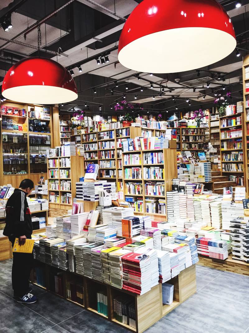 man-bookstore